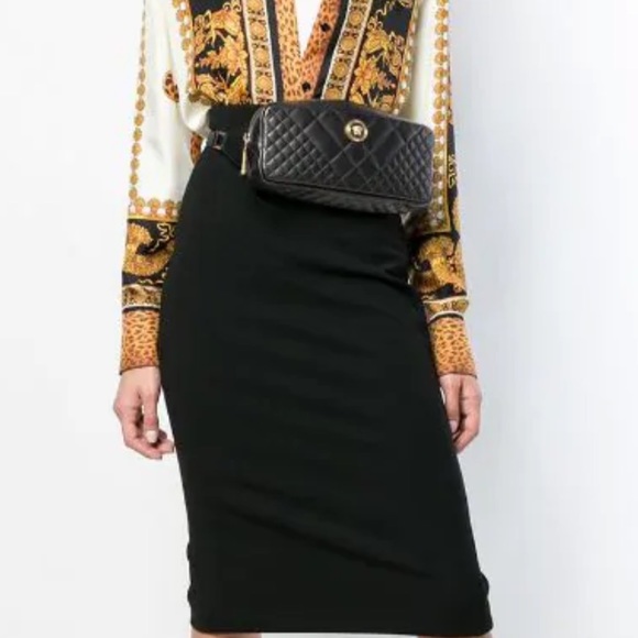 NEW💕Versace quilted leather Medusa - Picture 2 of 8